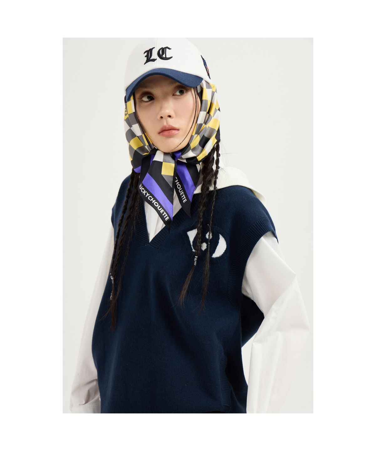 럭키슈에뜨(LUCKY CHOUETTE) Embroidery Point Cotton Shirt Blouse (white) LFSAM25120WHX