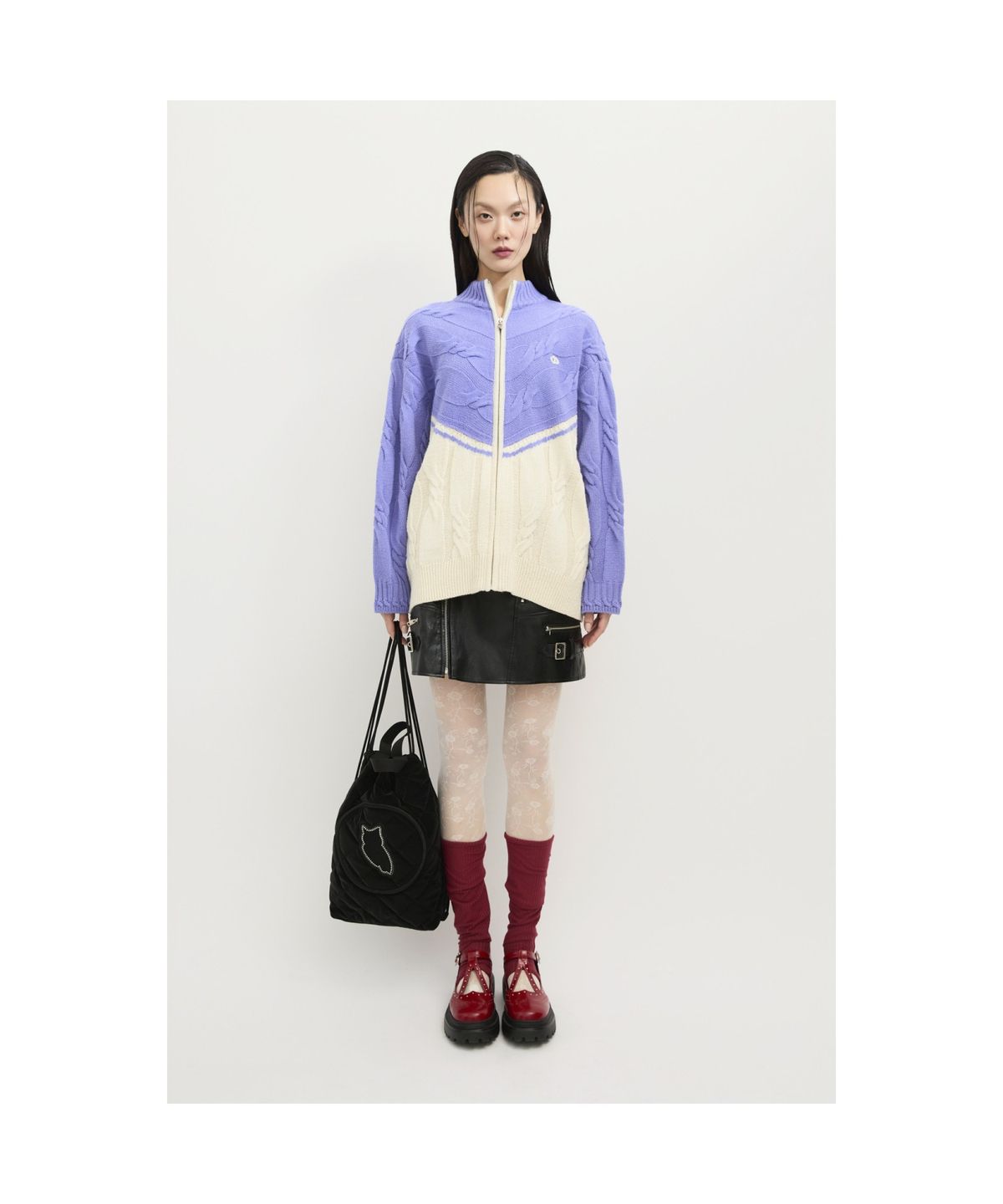 럭키슈에뜨(LUCKY CHOUETTE) Half Colored Cable Jumper-Type Knit Cardigan (violet) LFWCS25110VLT