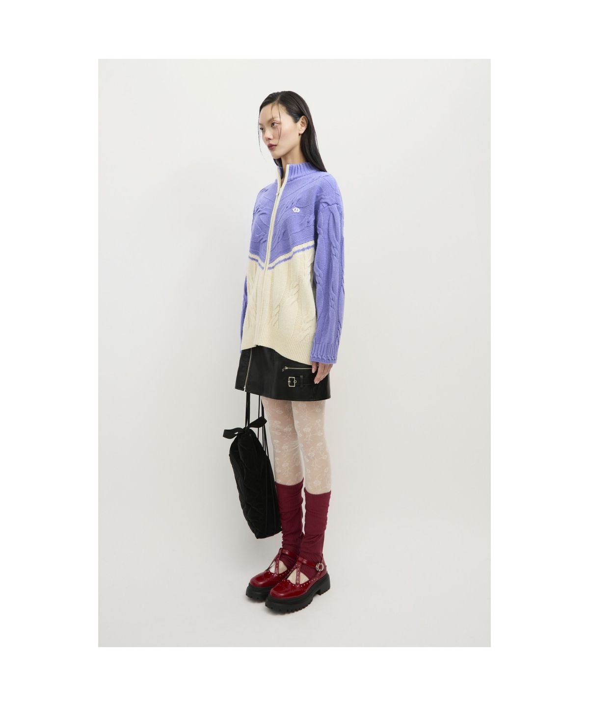 럭키슈에뜨(LUCKY CHOUETTE) Half Colored Cable Jumper-Type Knit Cardigan (violet) LFWCS25110VLT