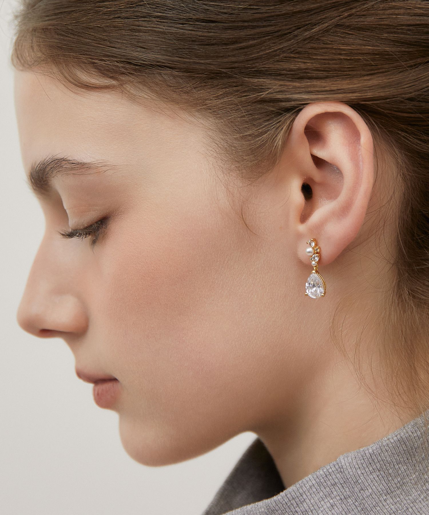 【TATIANA】Dewdrop Crystal Earring EC3146〜ピアス★韓国発 MUSINSA | TATIANA (Silver 925) Dewdrop Crystal Earrings EC3146