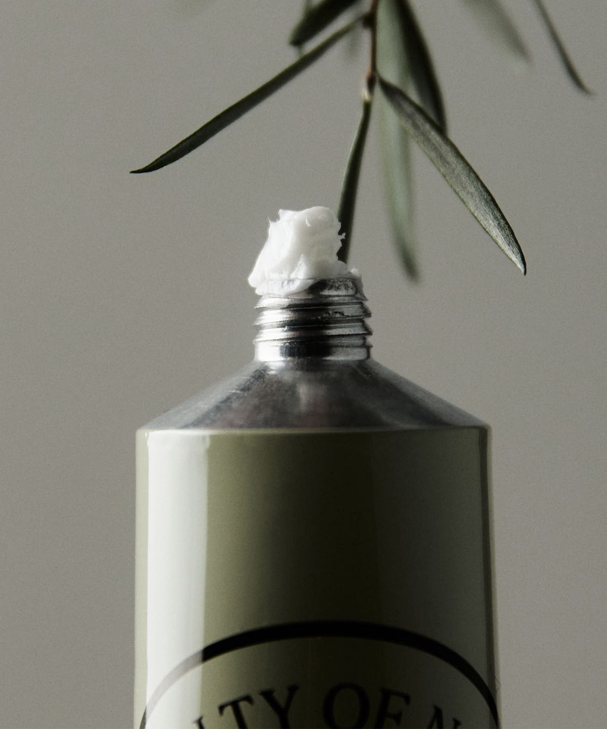 에센허브(ESSENHERB) 센티드 핸드 밤 30ml - 센트오브그린