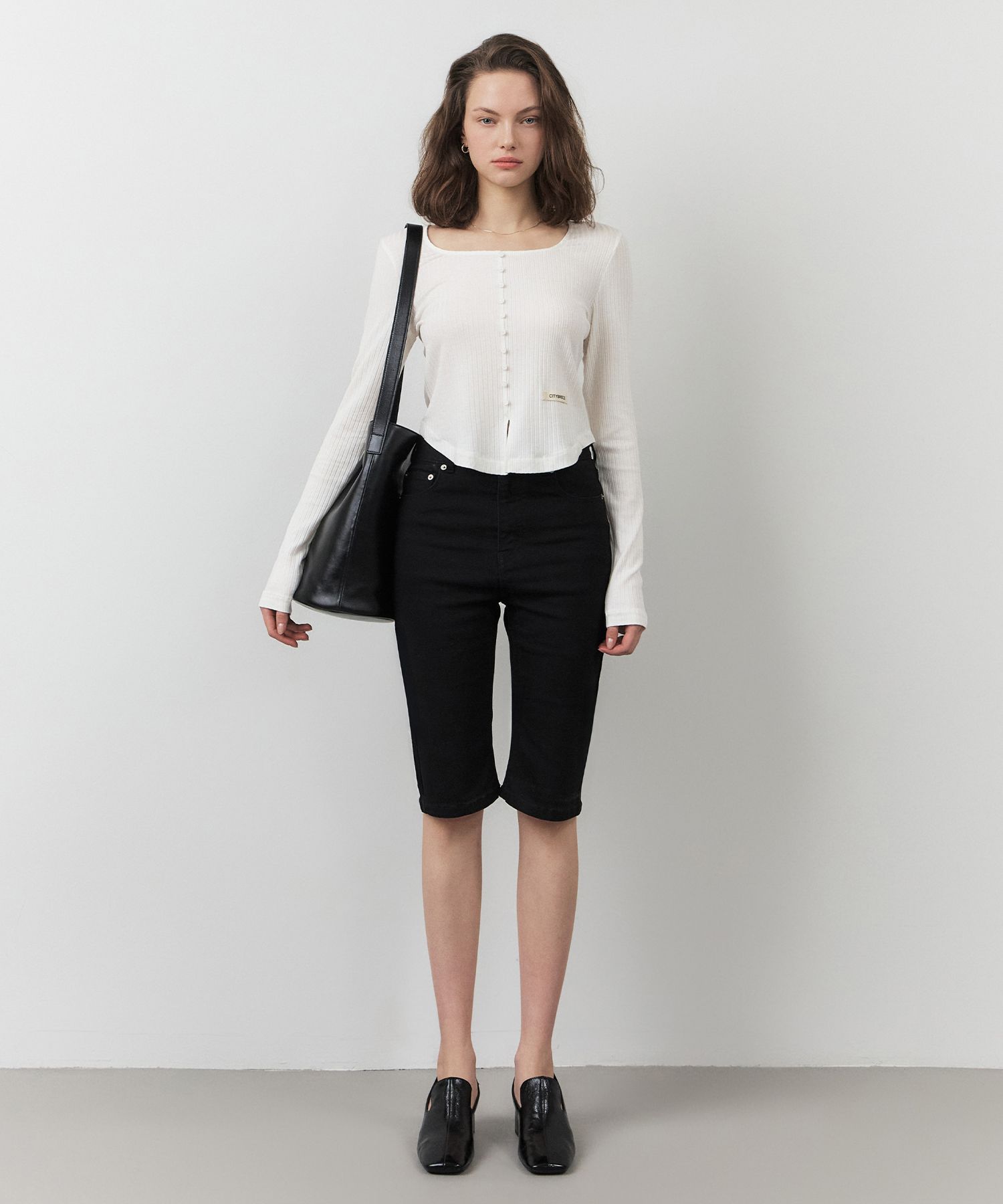 MUSINSA | CITYBREEZE WOMAN Button Square Neck Long Sleeve T