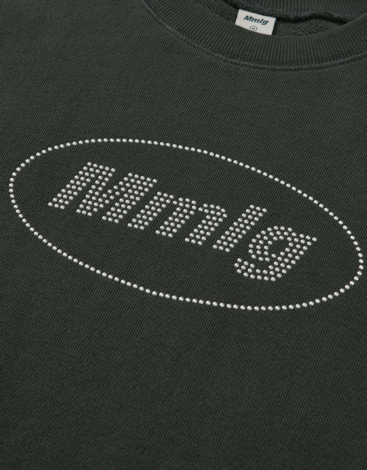 엠엠엘지(MMLG) [Mmlg] COLOR BUTTON SWEAT (SQUID BLACK)