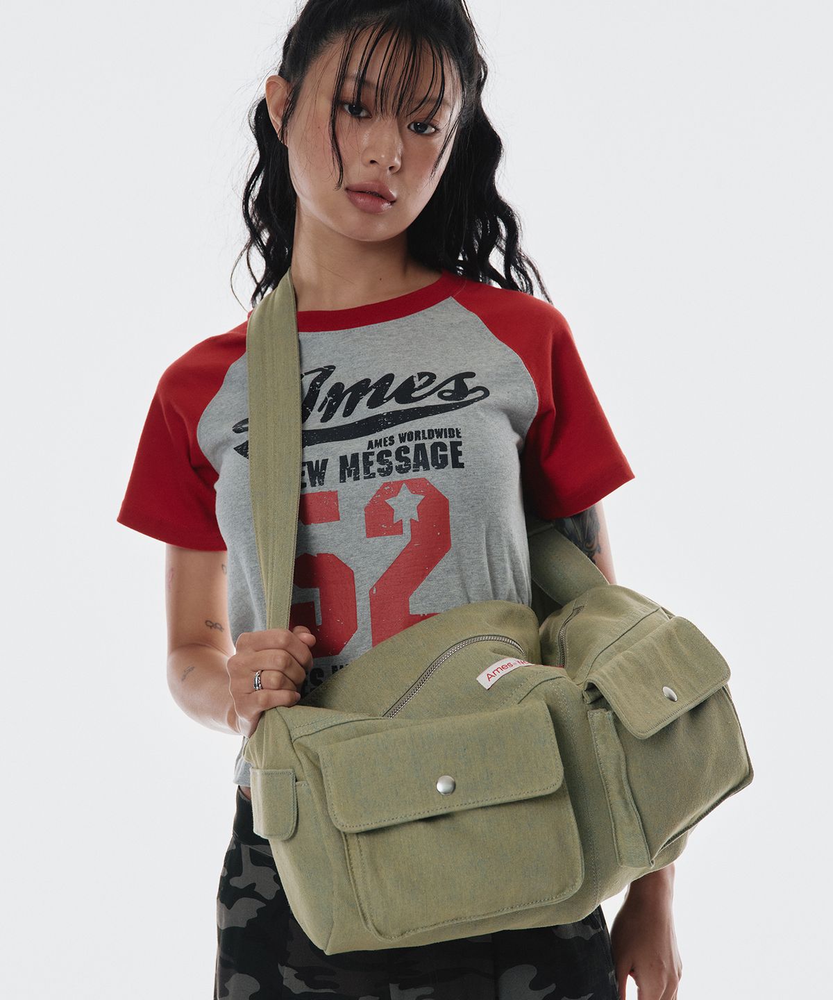 아메스 월드와이드(AMES-WORLDWIDE) DENIM DUFFLE BAG KHAKI