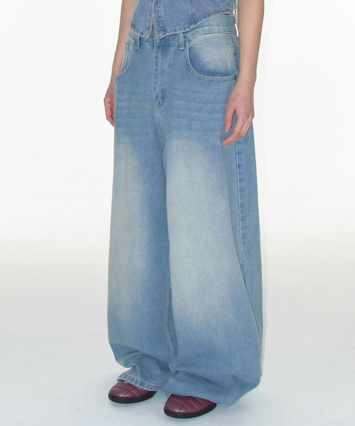 아메스 월드와이드(AMES-WORLDWIDE) OVERFIT STITCH DENIM PANTS LIGHT BLUE