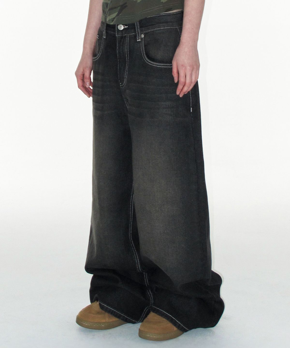 아메스 월드와이드(AMES-WORLDWIDE) OVERFIT STITCH DENIM PANTS BLACK