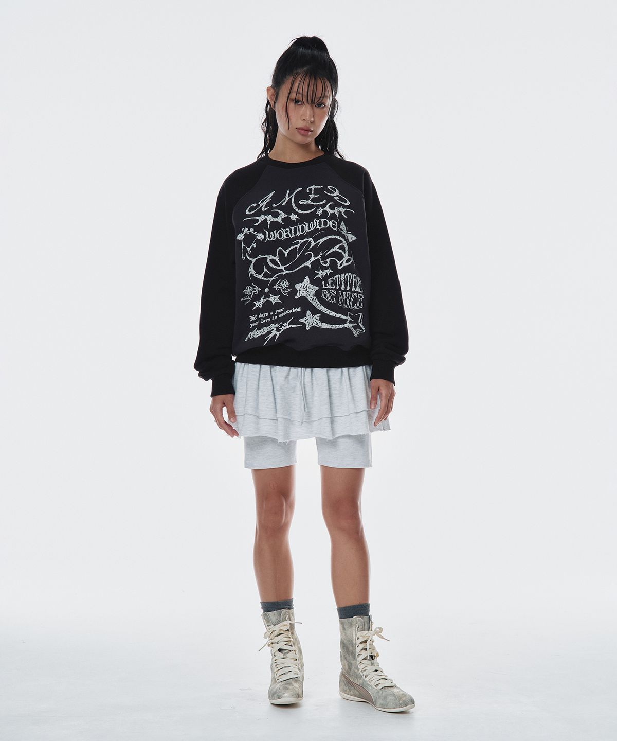 아메스 월드와이드(AMES-WORLDWIDE) GRAPHIC RAGLAN SWEATSHIRT CHARCOAL