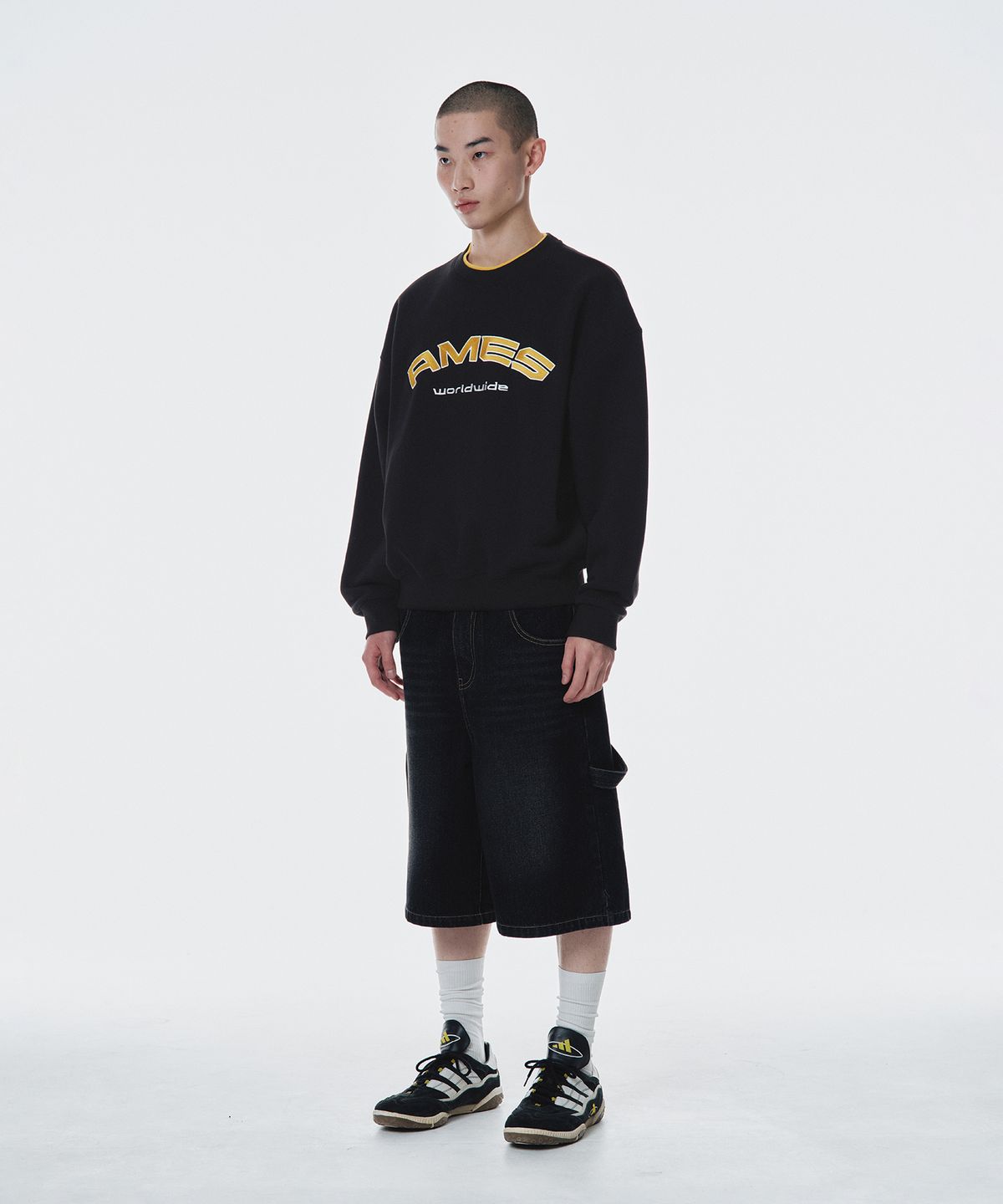 아메스 월드와이드(AMES-WORLDWIDE) LAYERED NECK SWEATSHIRT BLACK