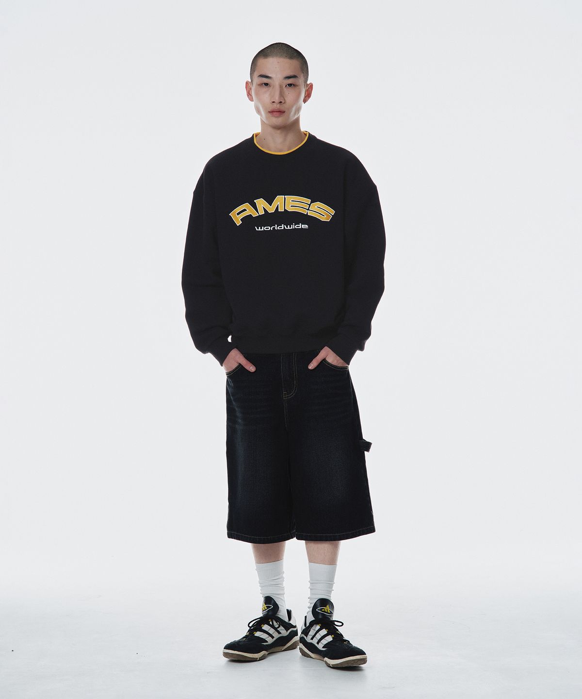 아메스 월드와이드(AMES-WORLDWIDE) LAYERED NECK SWEATSHIRT BLACK