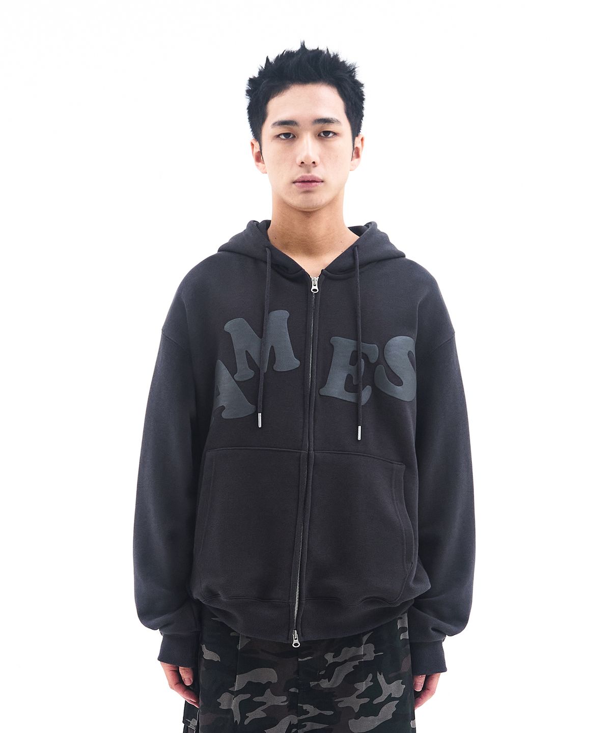 아메스 월드와이드(AMES-WORLDWIDE) BIG TYPO HOODIE ZIP UP CHARCOAL