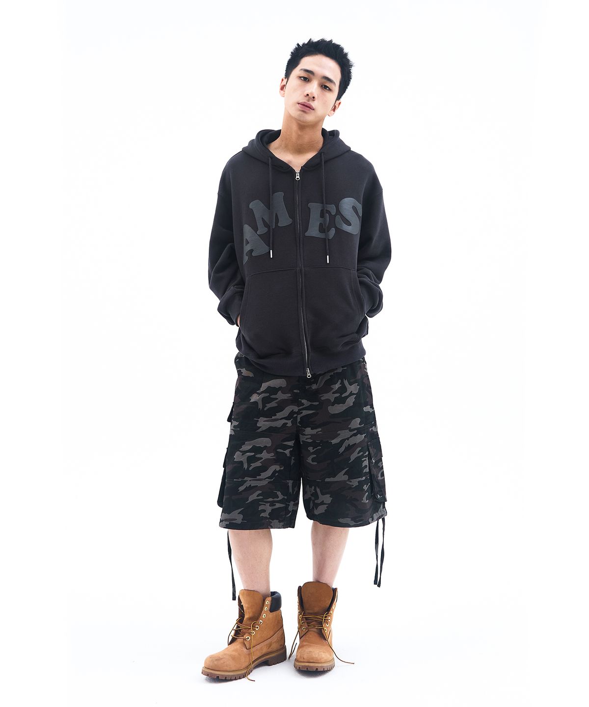 아메스 월드와이드(AMES-WORLDWIDE) BIG TYPO HOODIE ZIP UP CHARCOAL
