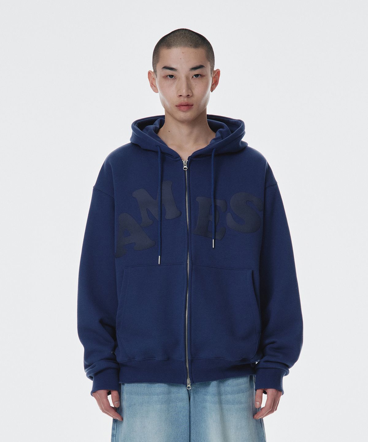 아메스 월드와이드(AMES-WORLDWIDE) BIG TYPO HOODIE ZIP UP BLUE