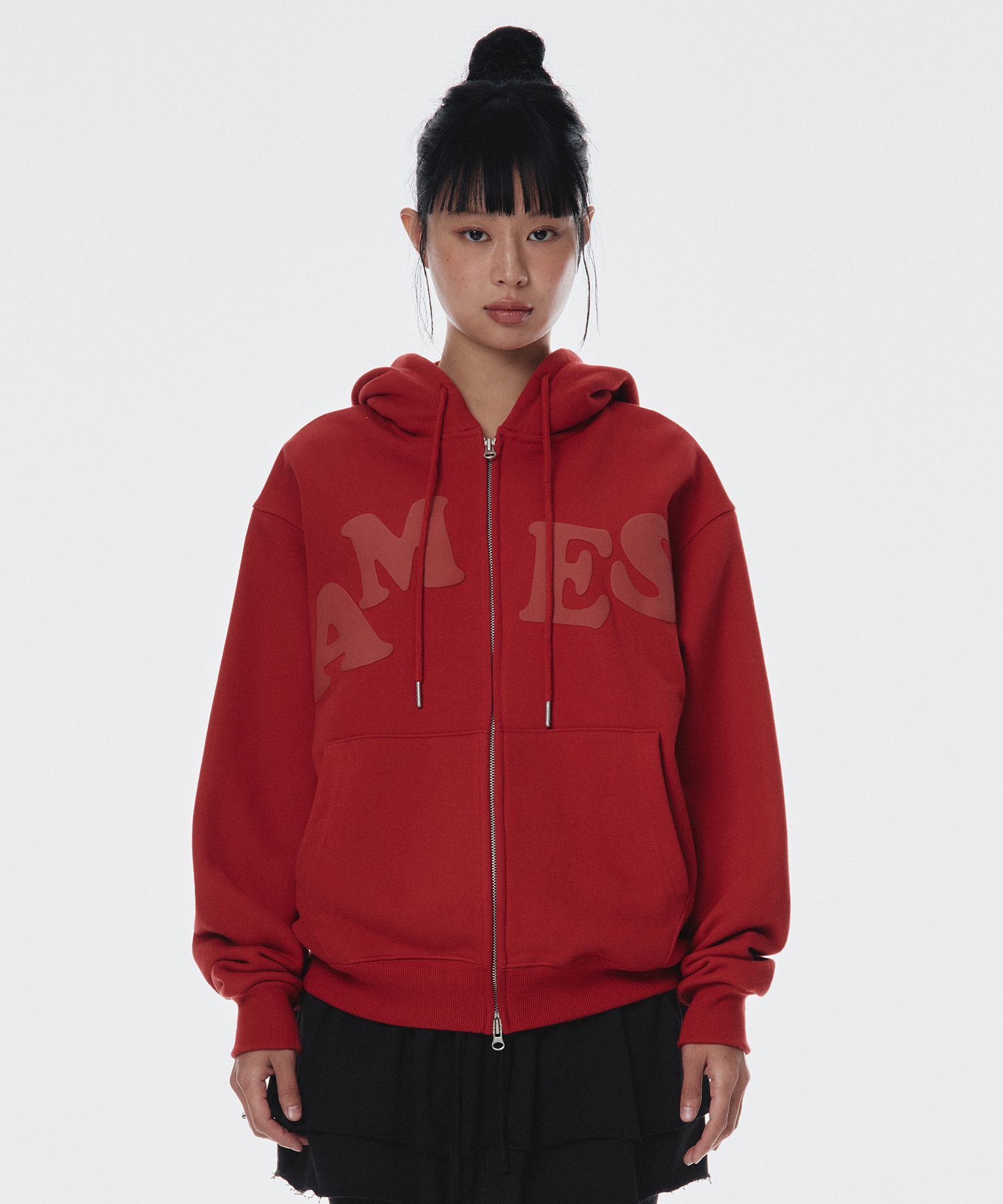★AMES-WORLDWIDE★LOGO TYPO GRAPHIC SWEATSHIRT RED★正規品 LOGO TYPO RAGLAN SWEATSHIRT RED(AM2EFUM442A) - 감도 깊은