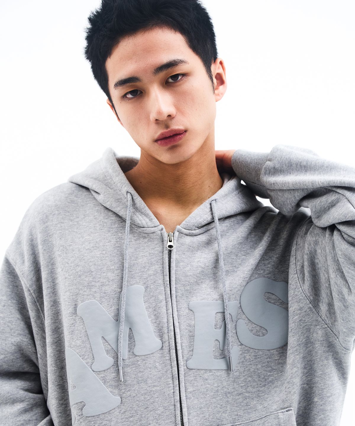 아메스 월드와이드(AMES-WORLDWIDE) BIG TYPO HOODIE ZIP UP GREY
