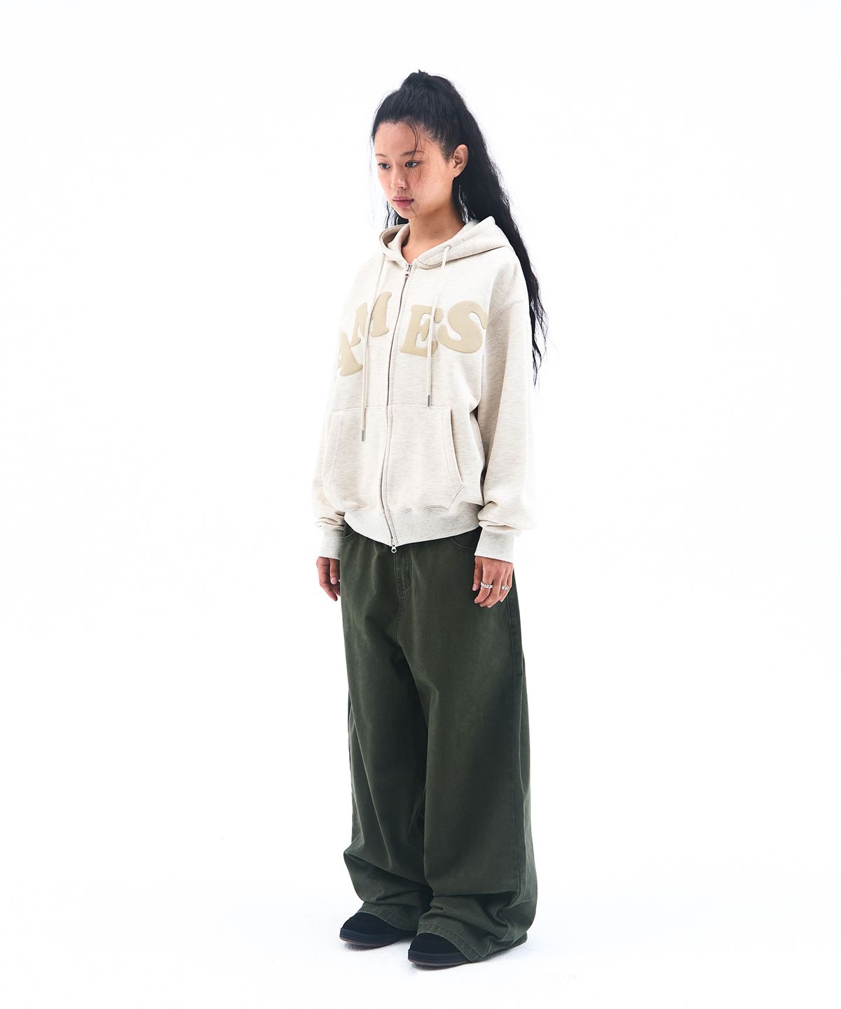 아메스 월드와이드(AMES-WORLDWIDE) BIG TYPO HOODIE ZIP UP OATMEAL