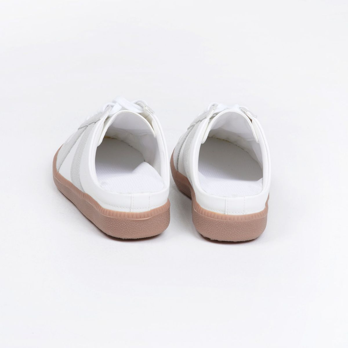 더노피(THENOPI) 라이언 4cm 키높이 독일군뮬 스니커즈 화이트