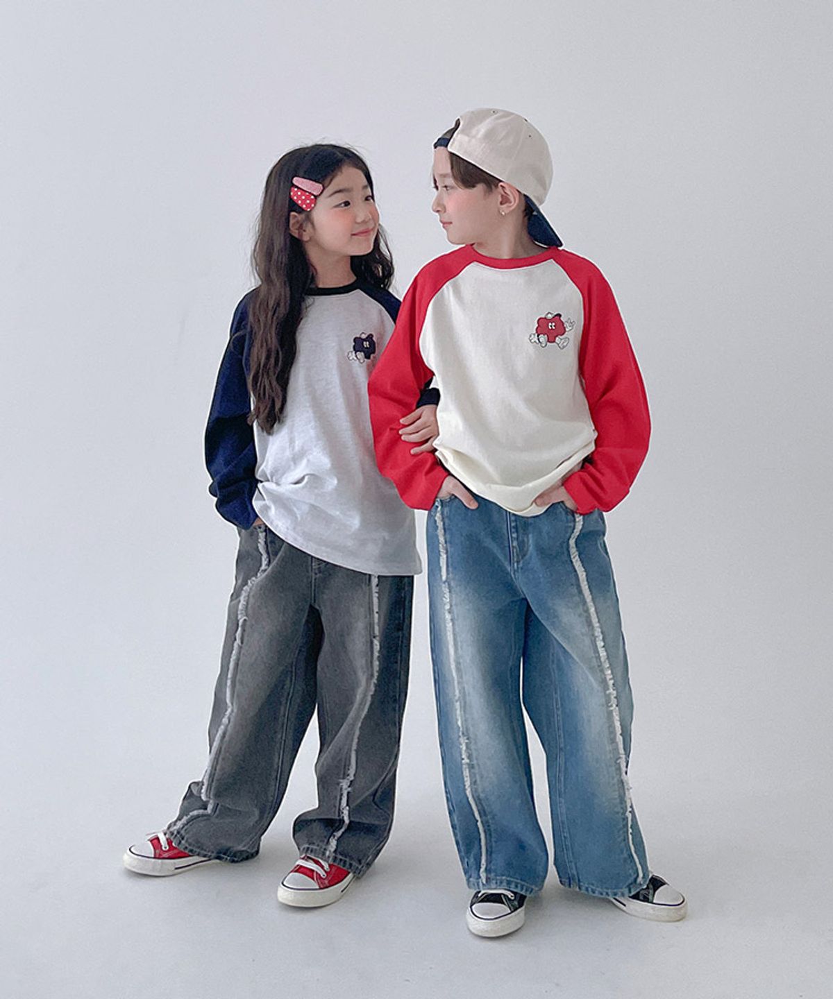 베리클로젯(BERRYCLOSET) 굿 럭 컬리 티셔츠