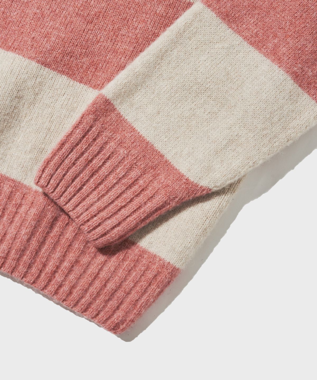 아웃스탠딩(OUTSTANDING) PURE WOOL WHOLEGARMENT STRIPE KNIT_PINK/IVORY