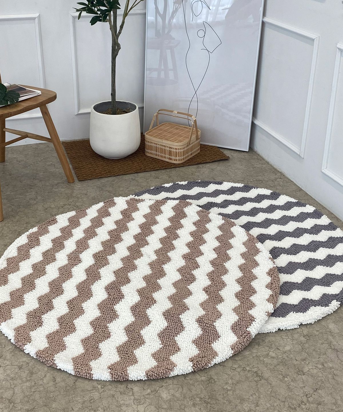 샤이닝홈(SHININGHOME) 꼬모러그 폼폼 루프 원형카페트 2size 3컬러