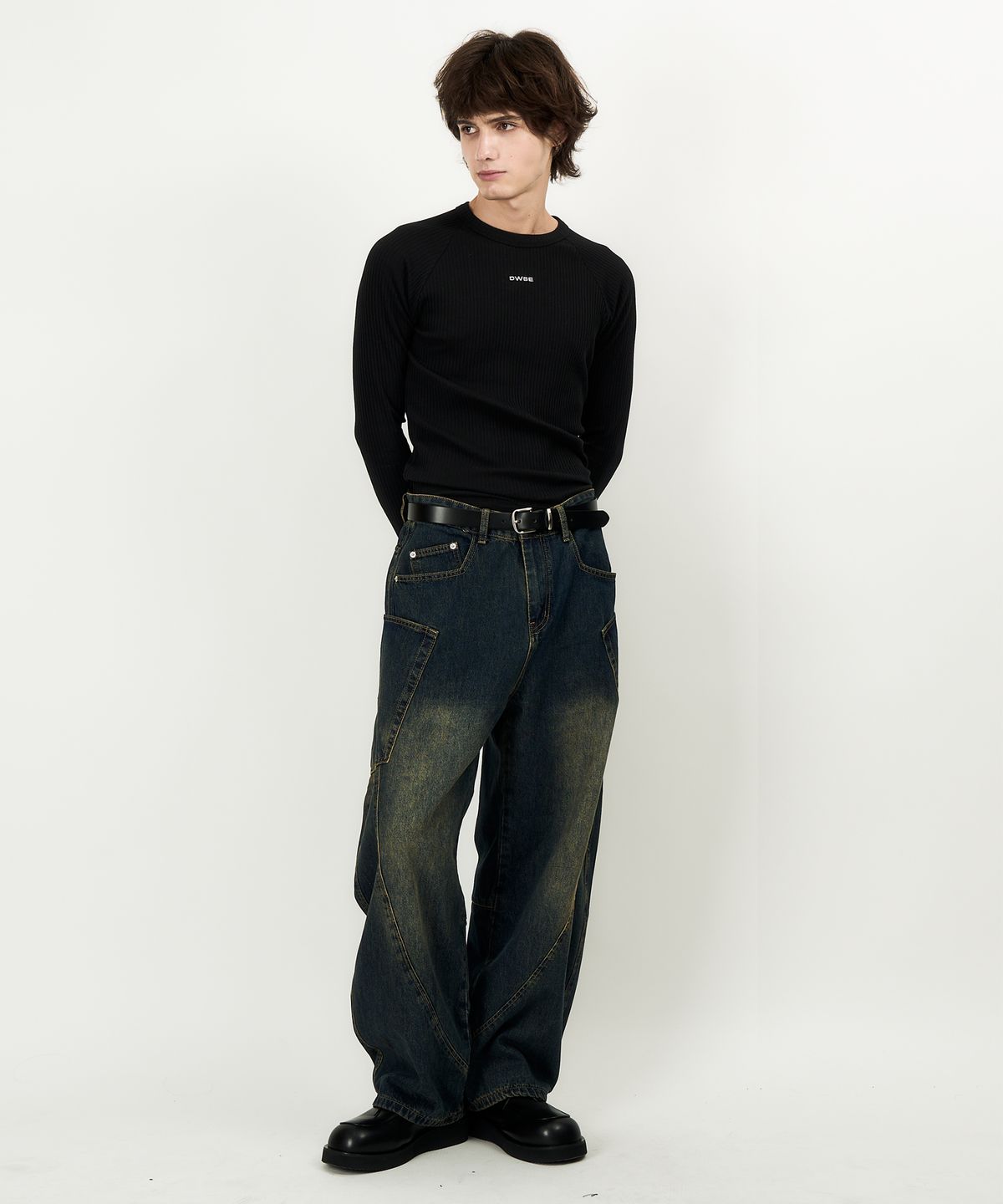 디더블유에스이(DWSE) 커브드 포켓 데님 와이드 팬츠(워시드 블루)