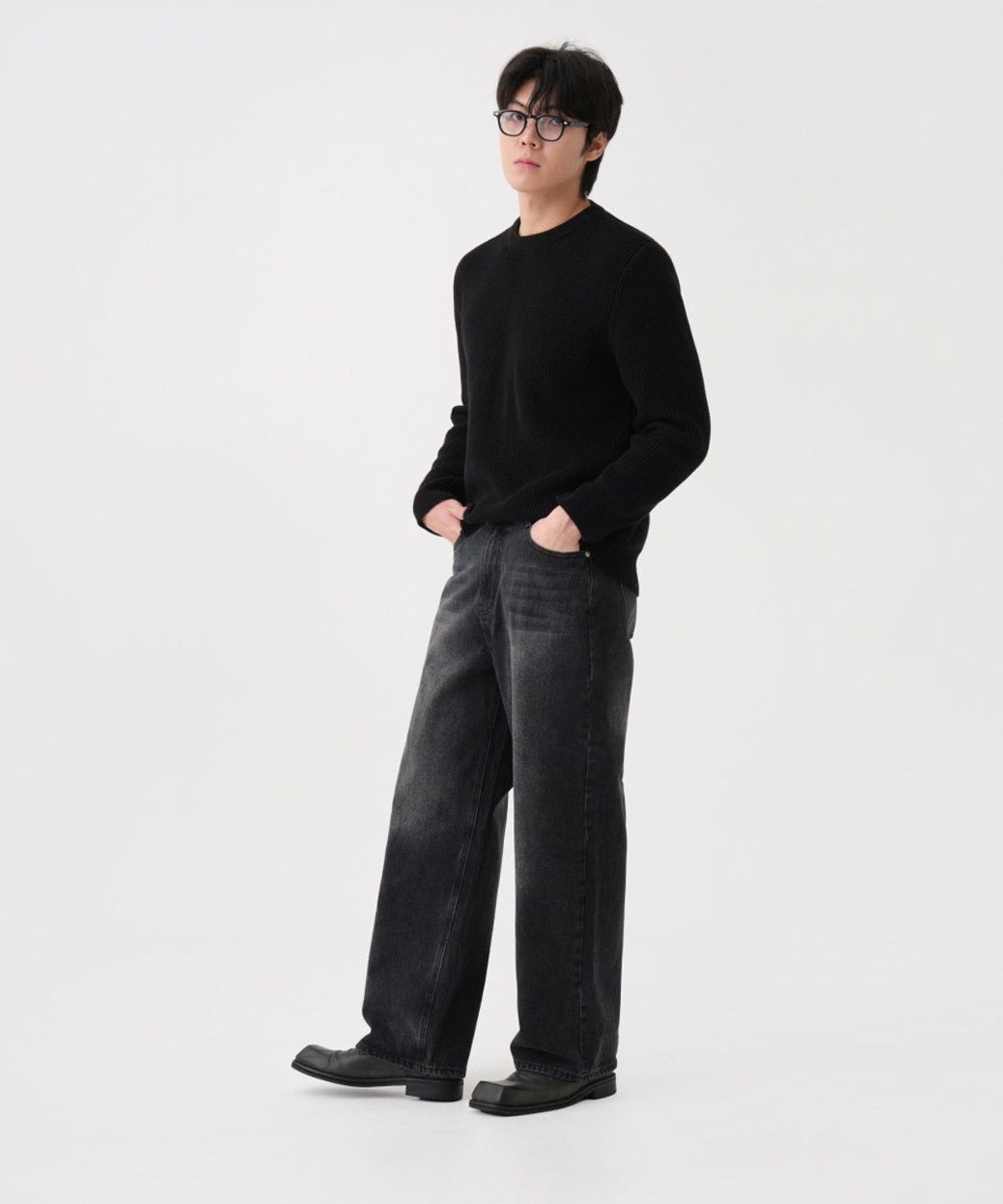 디더블유에스이(DWSE) 워시드 벌룬 데님 와이드 팬츠(블랙)