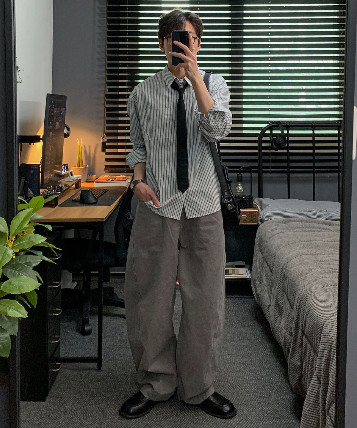 로템버(ROTEMBER) [데일리룸 X 로템버] 멀티 레일 크롭 스트라이프 셔츠 [WHITE] 단품/SET