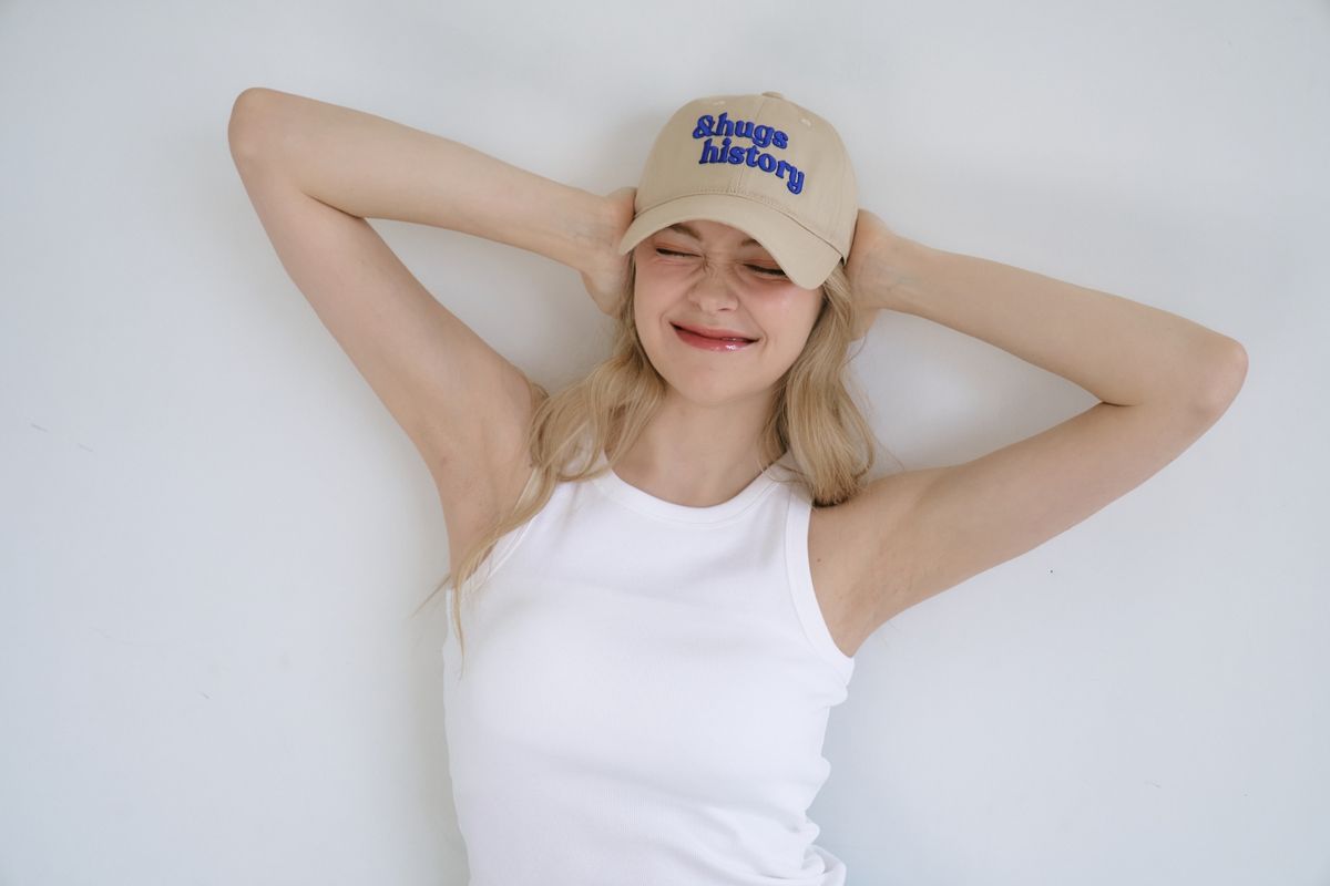 벡타르(VECTAR.) Hugs&history cap [Beige]