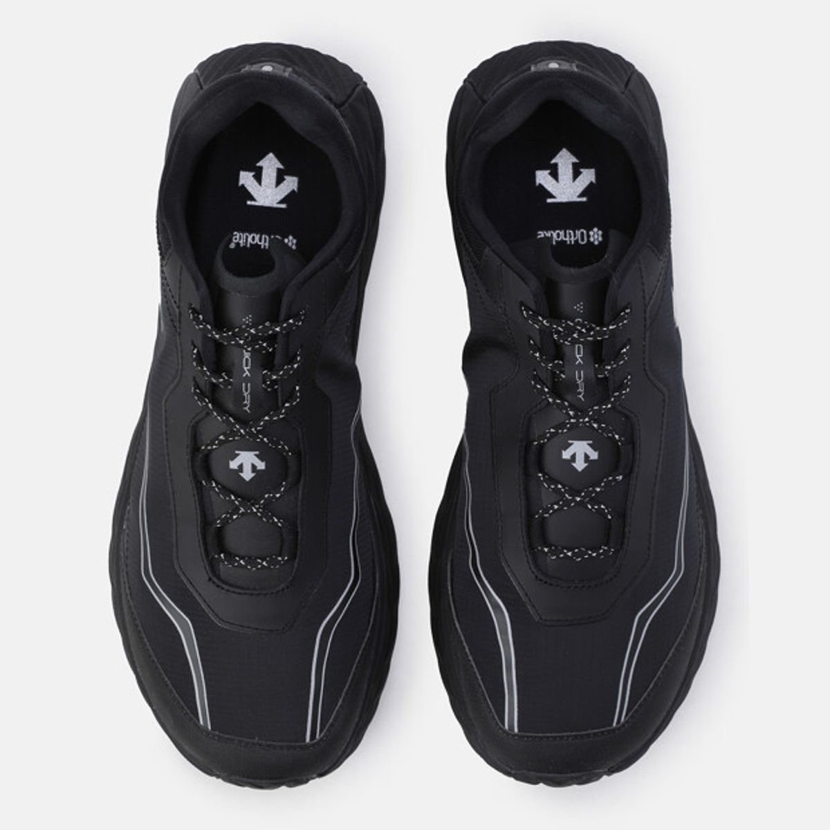 데상트(DESCENTE) 터레인디 블랙 SR123LCR26