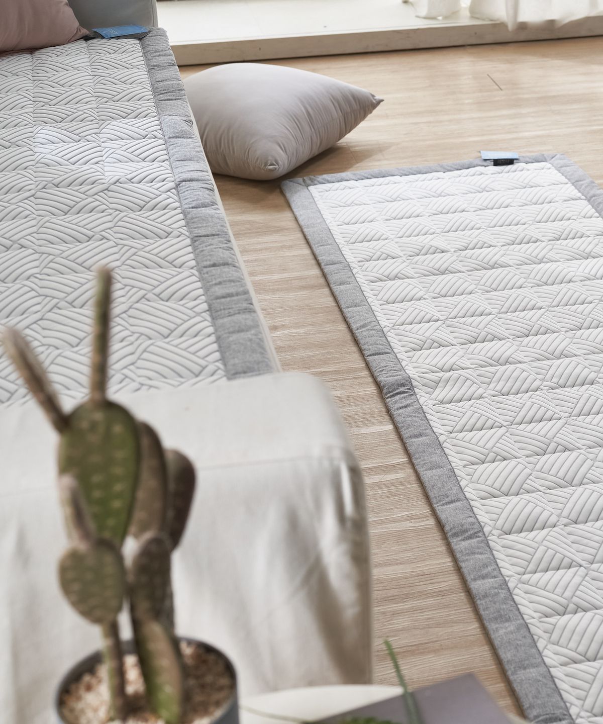 샤이닝홈(SHININGHOME) 아밍 아론 냉감 여름 소파패드 3size (3인용/4인용/돌소파용)