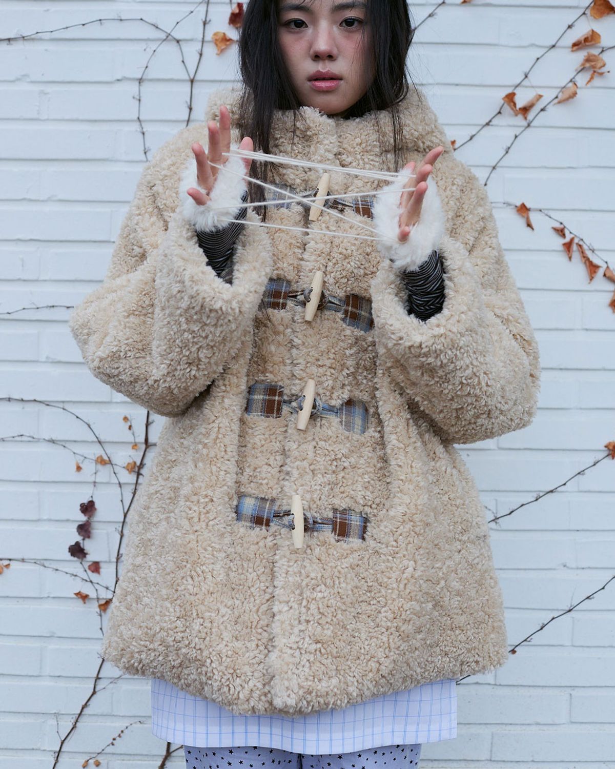 더뮤지엄비지터(THEMUSEUMVISITOR) FUR JACKET (BEIGE)