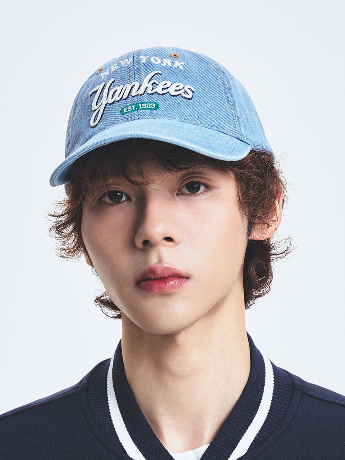 엠엘비(MLB) 컬러 데님 언스트럭쳐 볼캡 NY (L.Blue)