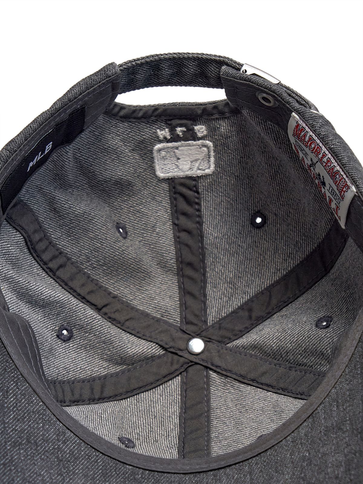엠엘비(MLB) 컬러 데님 언스트럭쳐 볼캡 NY (Grey)