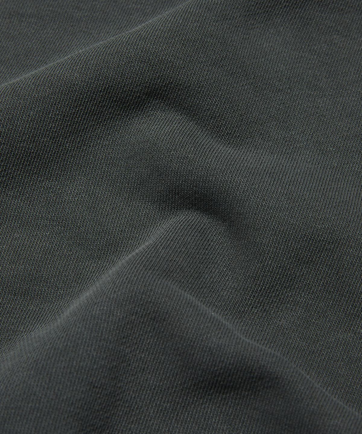 스웨이드(SUADE) CUT OFF CREWNECK [PIGMENT BLACK]