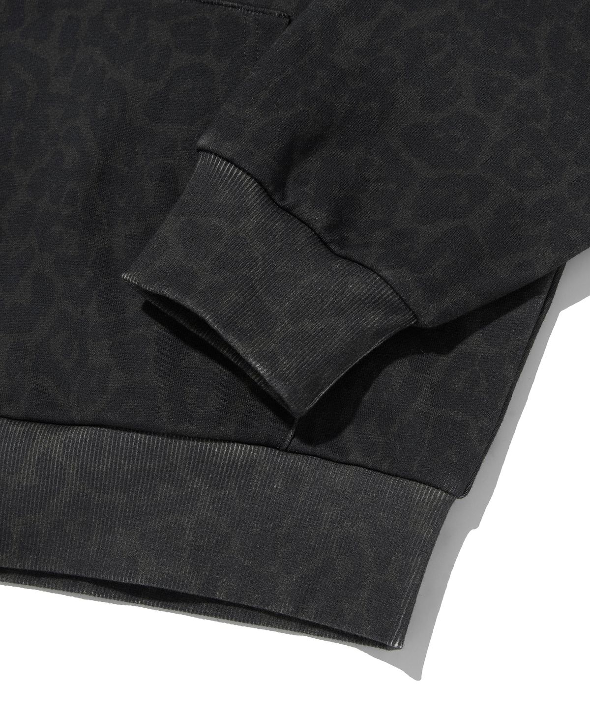 스웨이드(SUADE) DARK LEOPARD HOOD ZIP UP [LEOPARD]