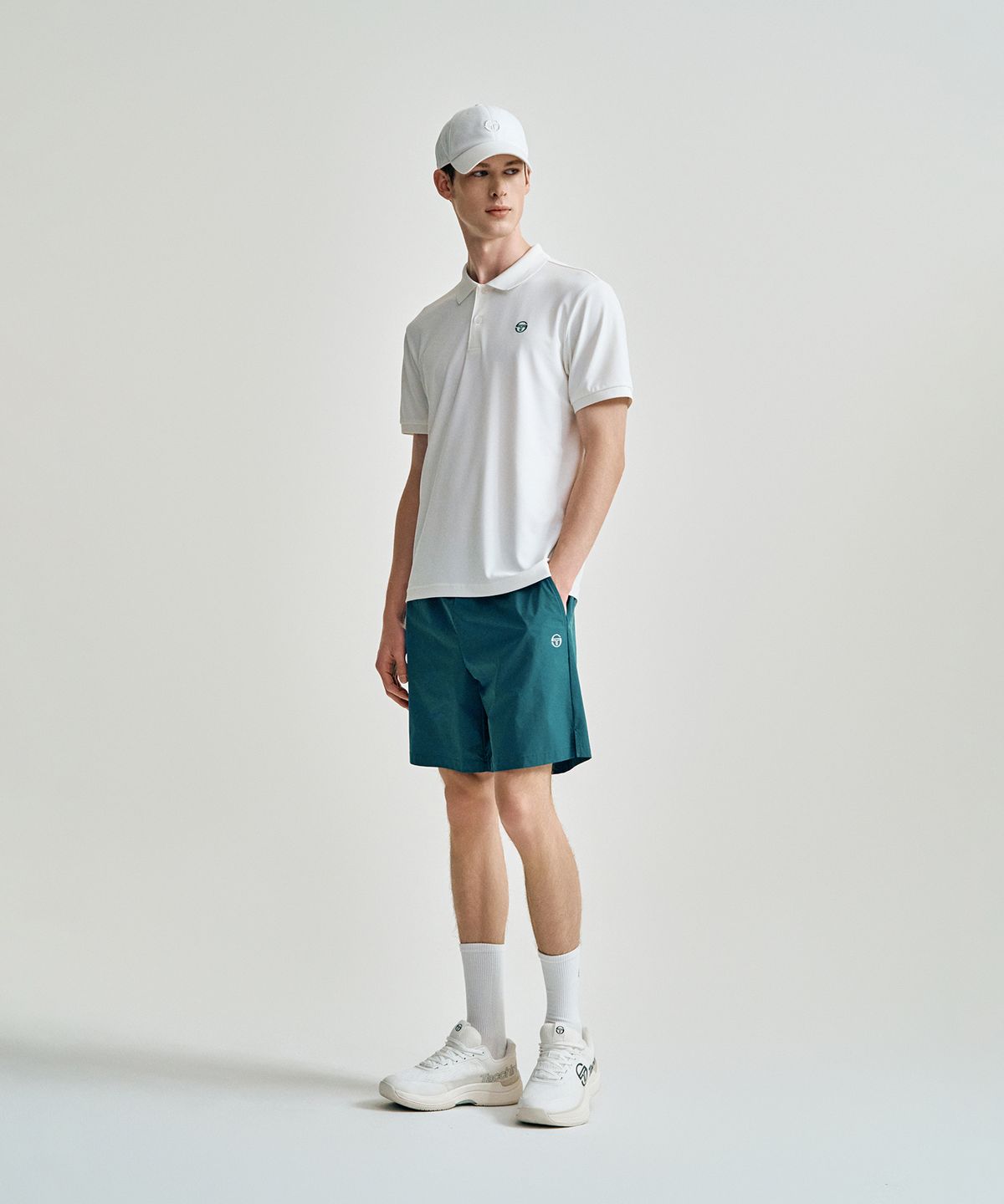 세르지오 타키니(SERGIO TACCHINI) M 에센셜 7인치 반바지 (D.Green)