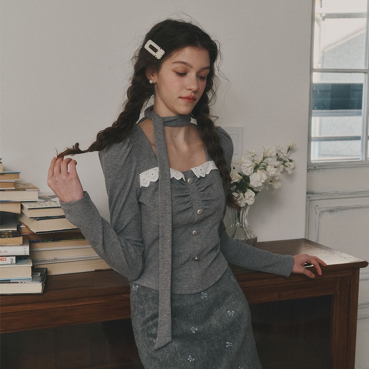 던드롭(DUNDROP) DD_Slim fit lace blouse_3color