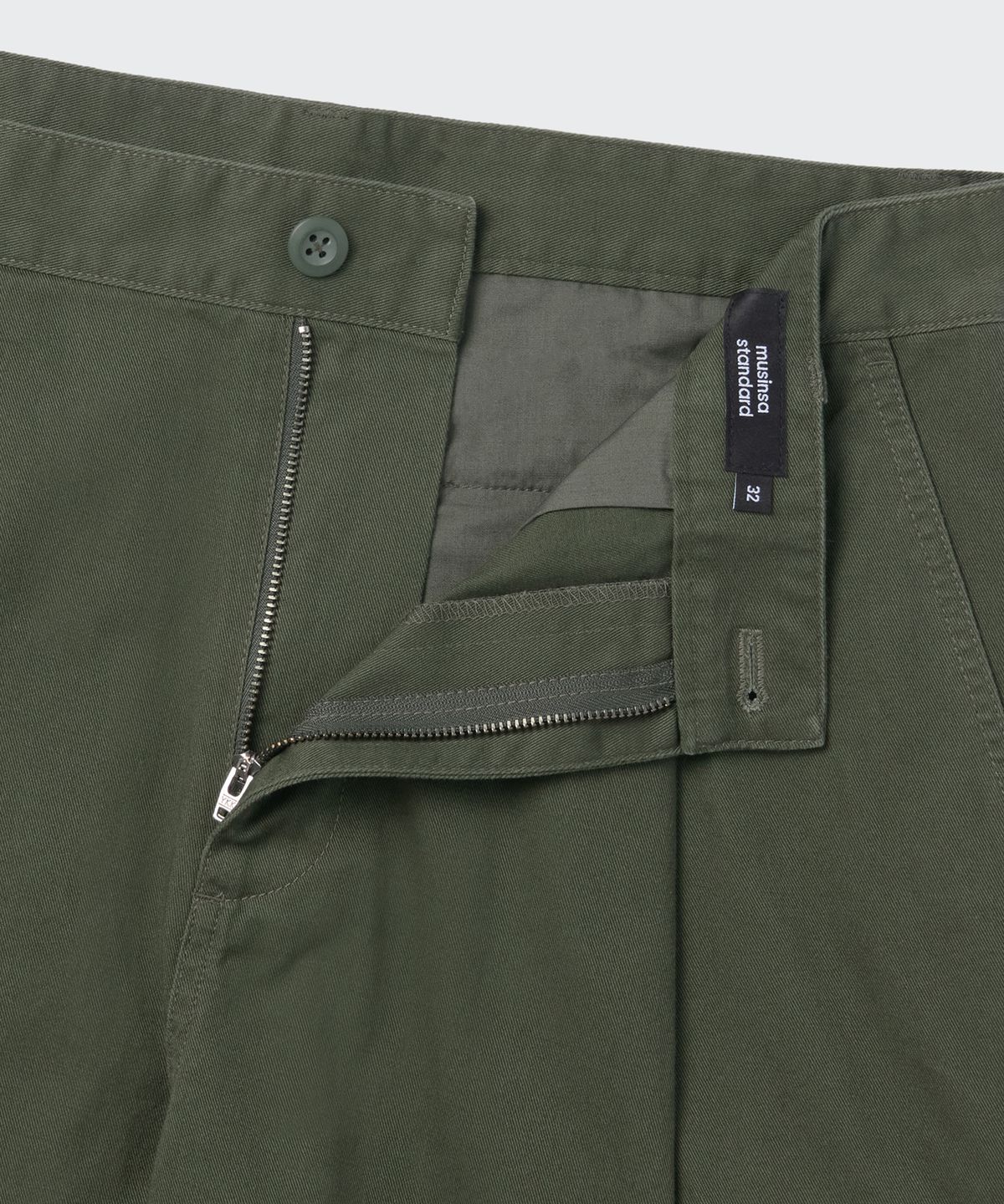 무신사 스탠다드(MUSINSA STANDARD) 원 턱 카고 버뮤다 팬츠 [카키]
