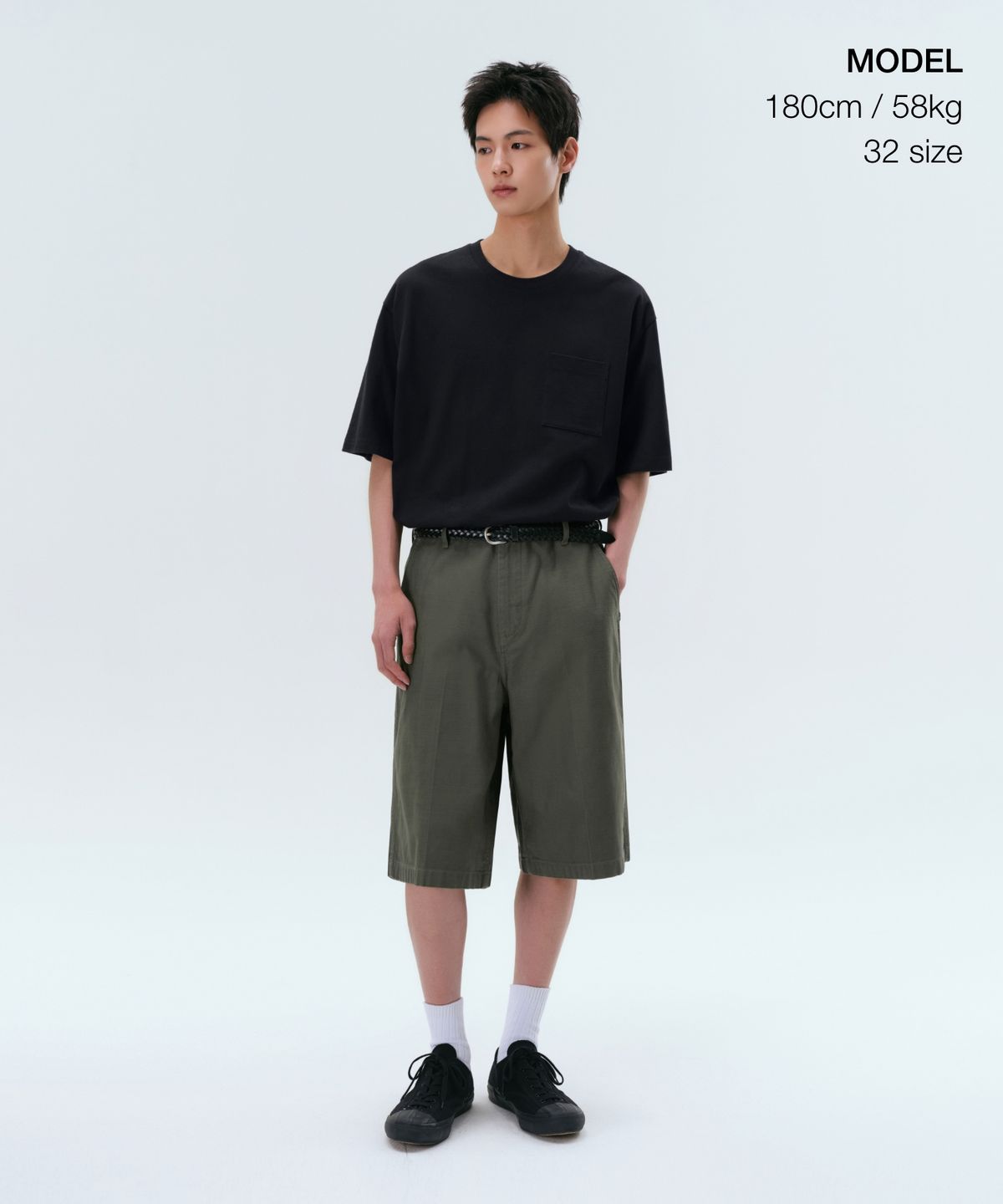 무신사 스탠다드(MUSINSA STANDARD) 백 사틴 버뮤다 팬츠 [카키]