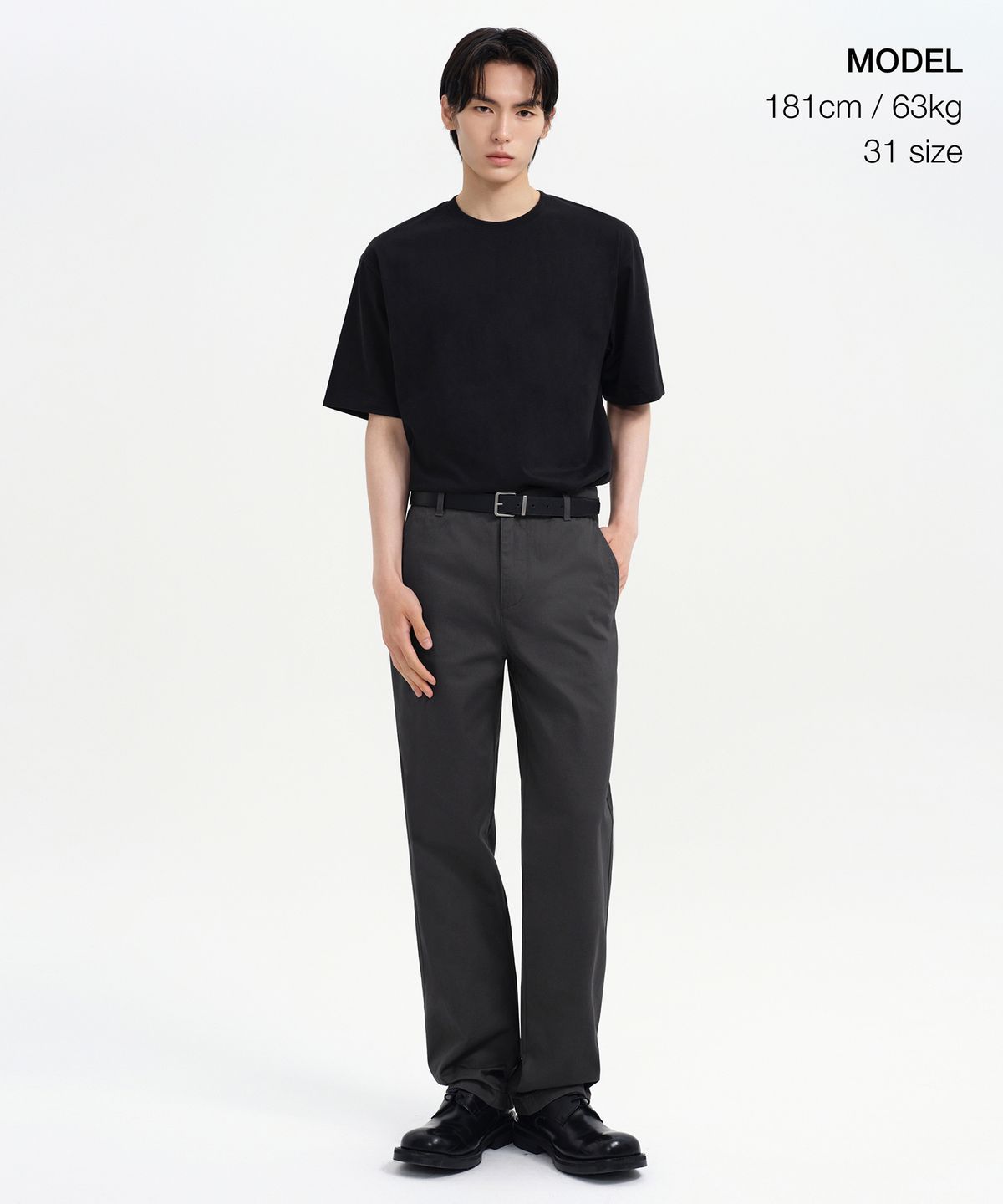 무신사 스탠다드(MUSINSA STANDARD) 스트레이트 치노 팬츠 [다크 그레이]