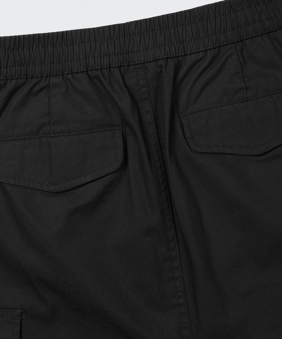 무신사 스탠다드 우먼(MUSINSA STANDARD WOMAN) 우먼즈 카고 밴딩 미디 스커트 [블랙]
