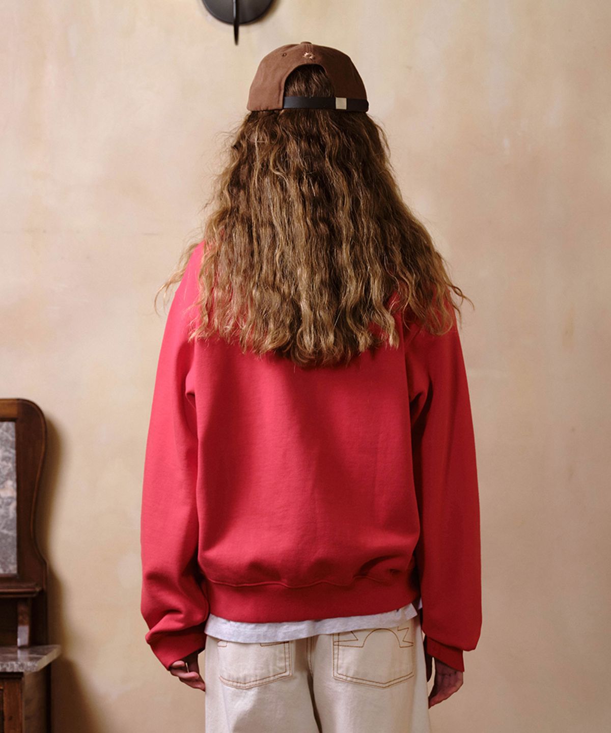 헬로 선라이즈(HELLO SUNRISE) Classic Typo Logo Sweatshirt_Warm Red