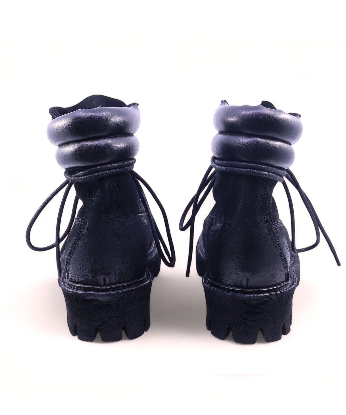 야세(YASE) 6.5cm 1990 코만도솔 스웨이드 부츠 블랙