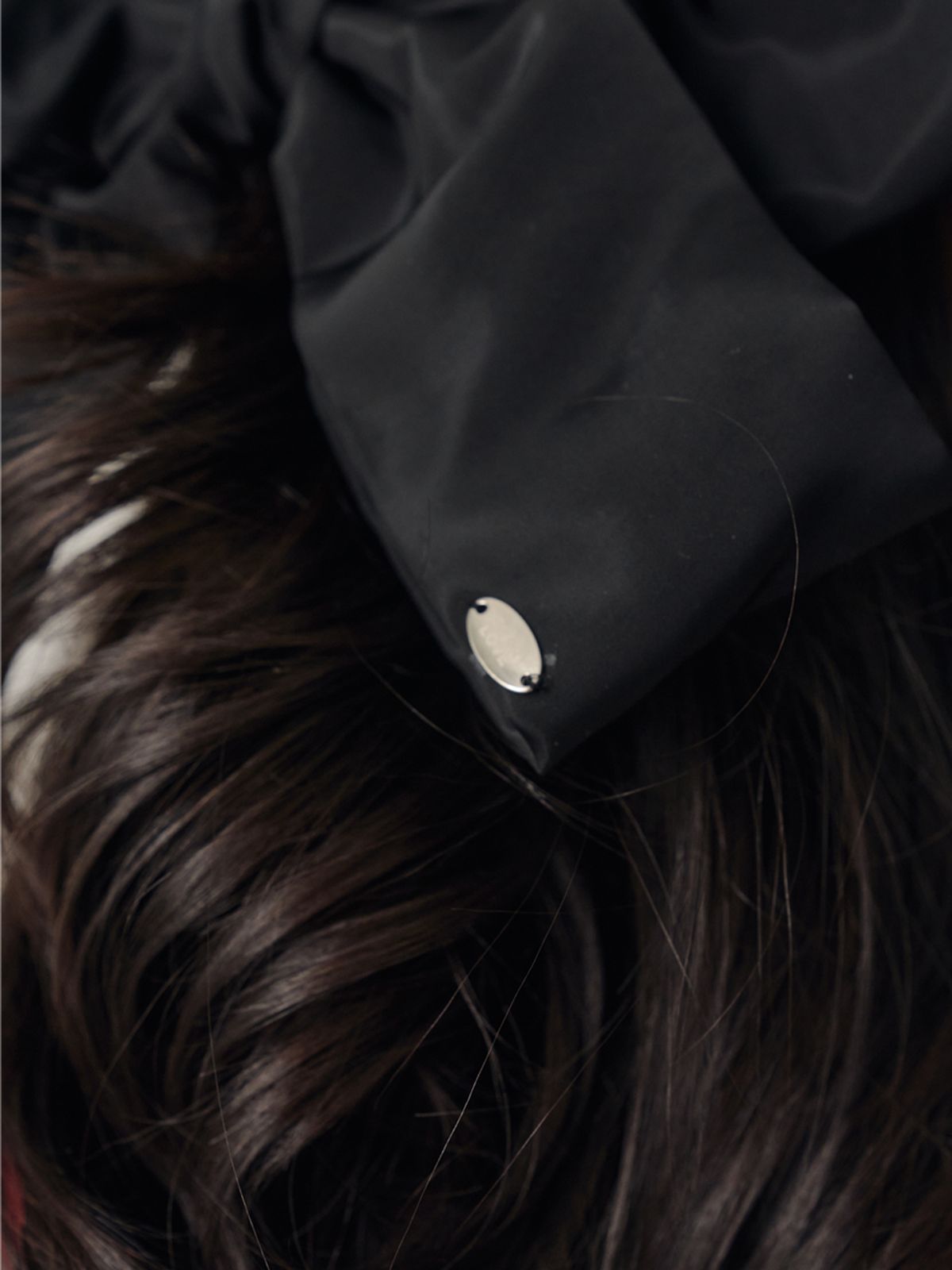 쏘리, 투 머치 러브(SORRY, TOO MUCH LOVE) Satin Big Ribbon Hairpin_Black