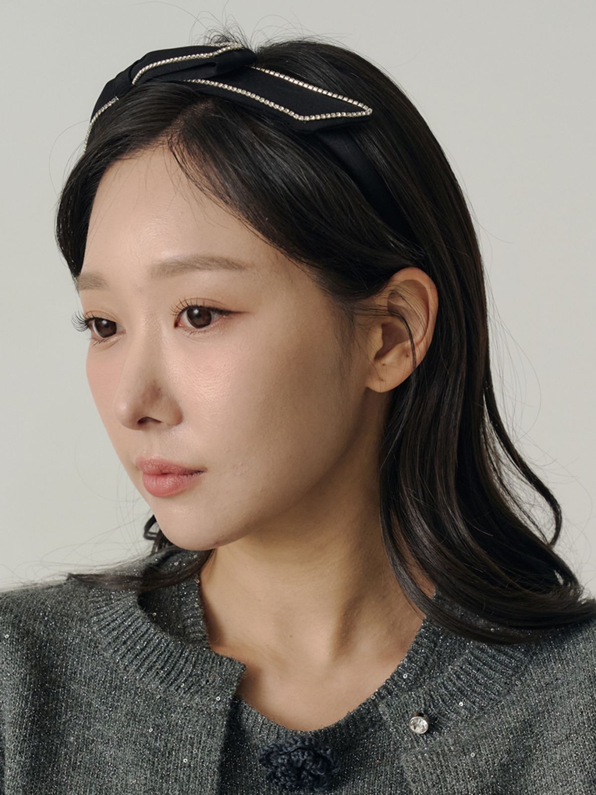 쏘리, 투 머치 러브(SORRY, TOO MUCH LOVE) Art Deco Jewel Satin Ribbon Hairband_Black