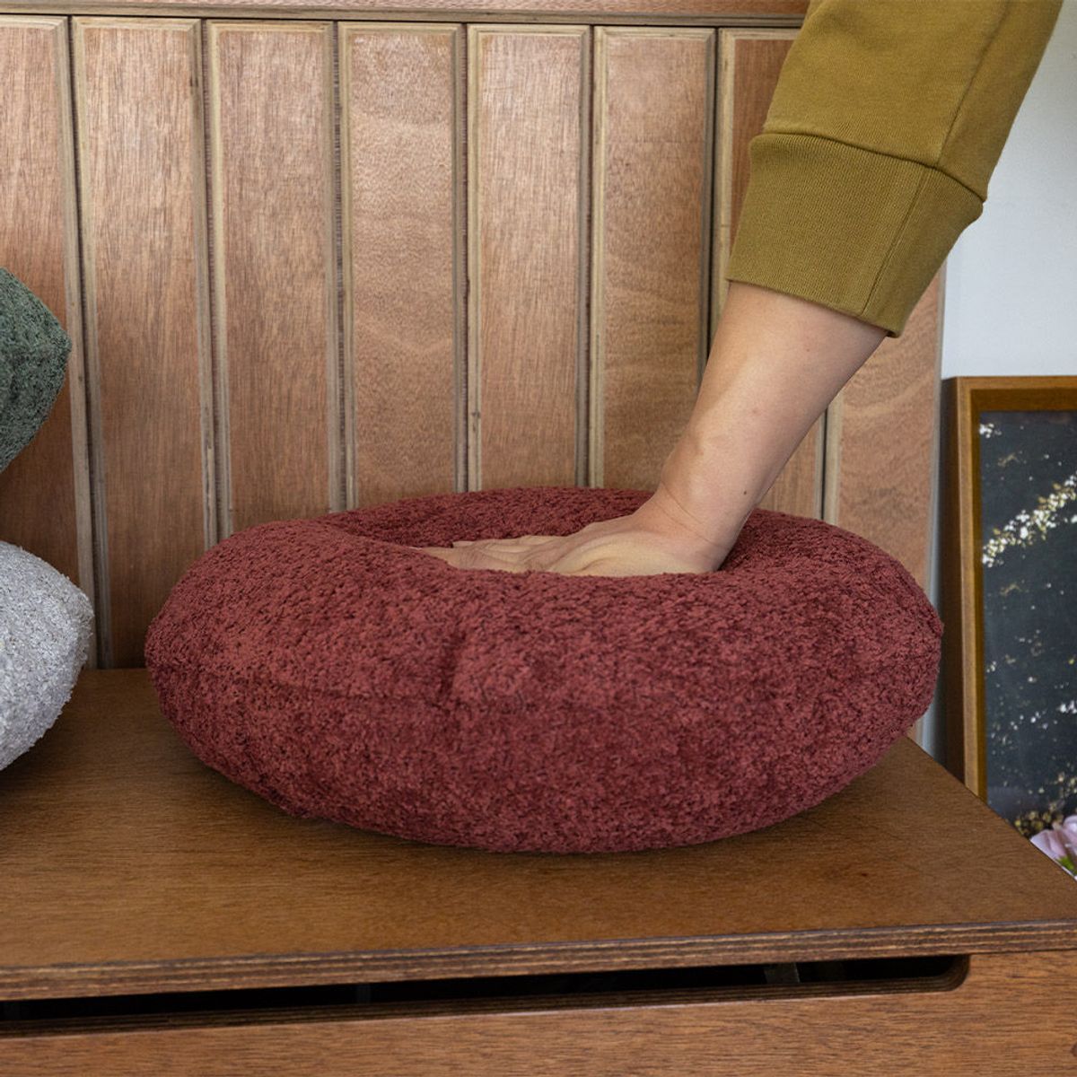 쿠션이야기(CUSHIONSTORY) 프랑스 무스 부클레 원형 쿠션 커버 스노우 화이트