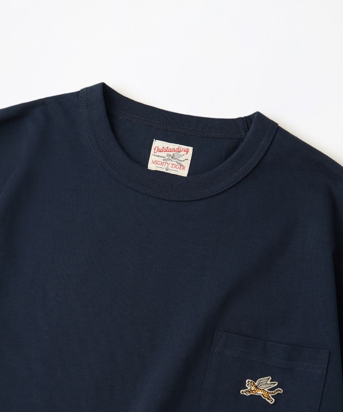 아웃스탠딩(OUTSTANDING) MIGHTY TIGER LOGO POCKET TEE_NAVY