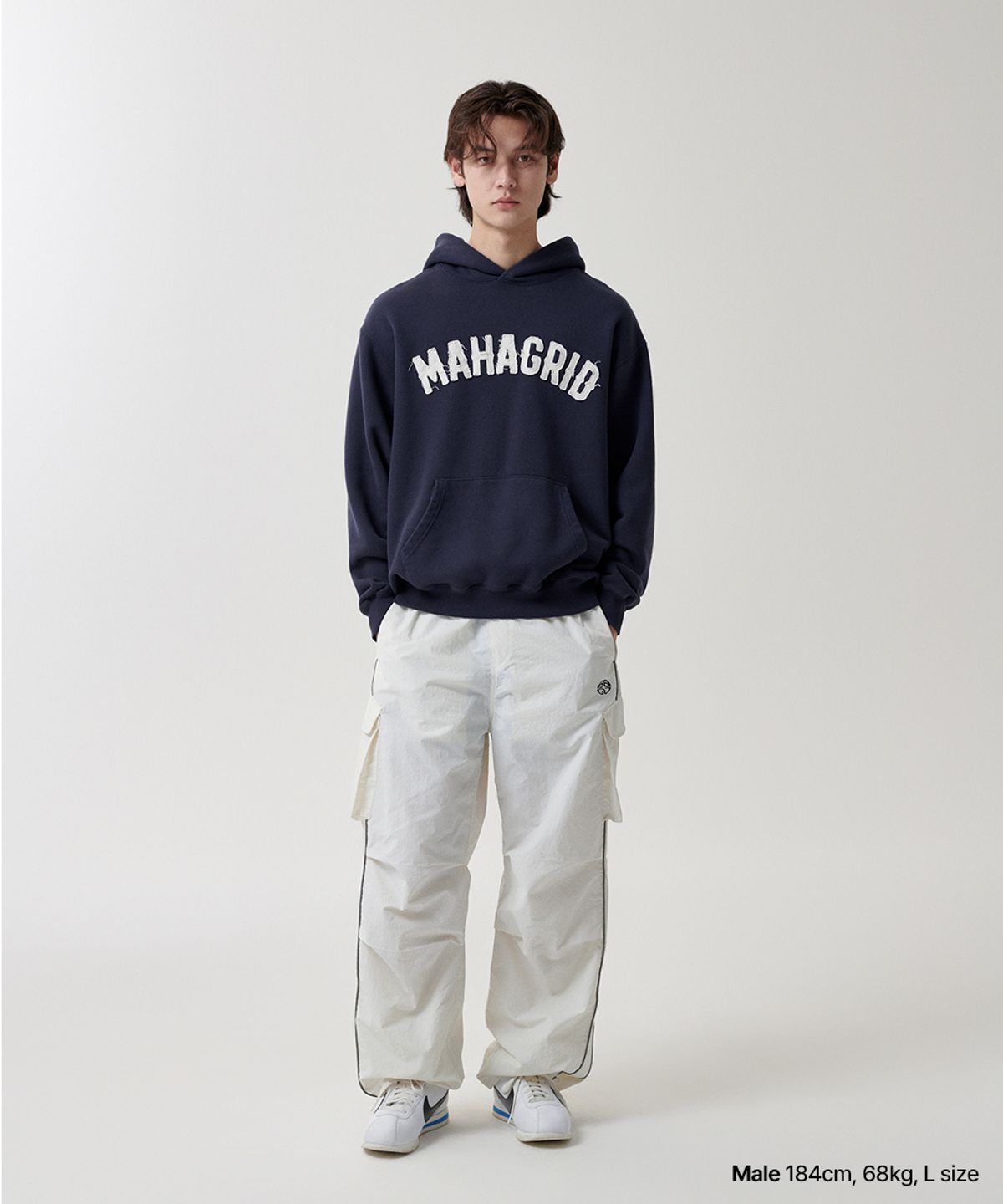 마하그리드(MAHAGRID) TWILL CUT OFF APPLIQUTE HOODIE NAVY(MG2FSMM403A)