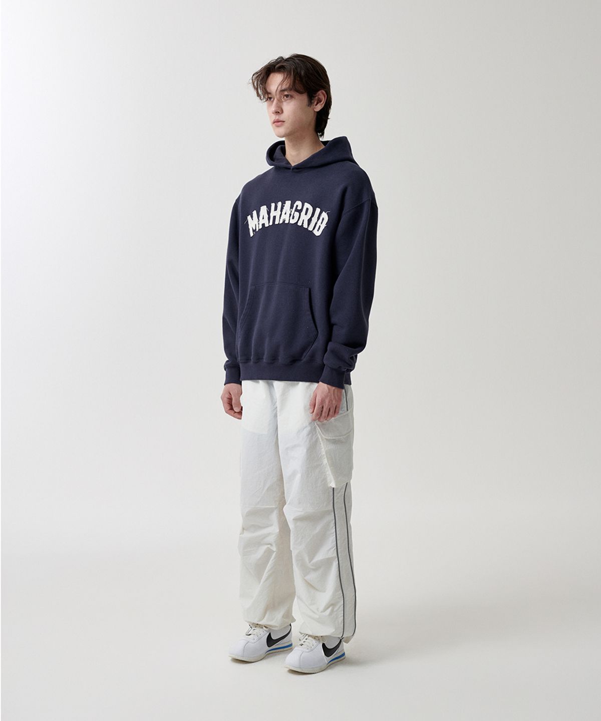 마하그리드(MAHAGRID) TWILL CUT OFF APPLIQUTE HOODIE NAVY(MG2FSMM403A)