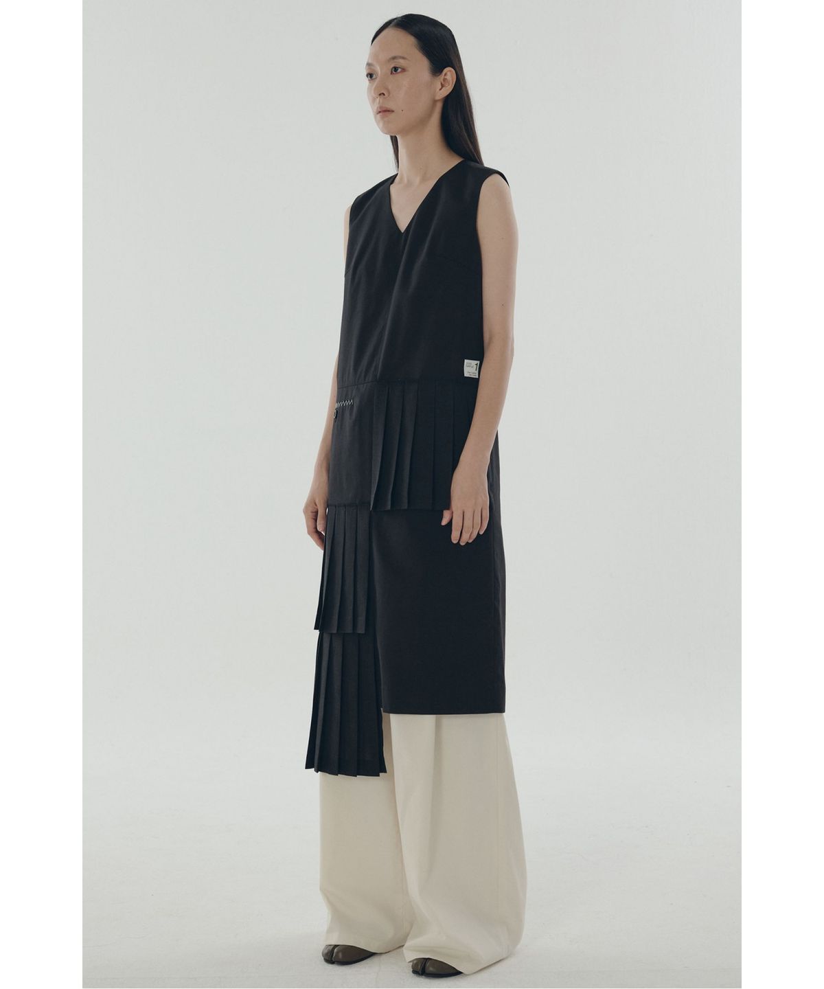 래코드(RECODE) Raw Edged Two Tuck Pants_RQPAS25531IVX