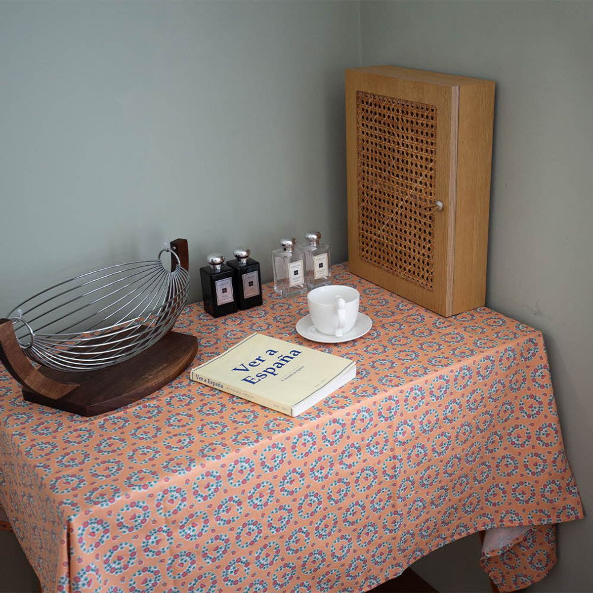 쿠션이야기(CUSHIONSTORY) Vintage hand block table cloth - Lis